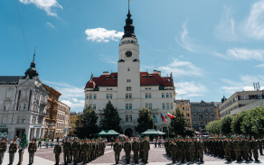 Slavnostní nástup 53. pluku u příležitosti předání funkce velitele | Opava | Červenec 2025