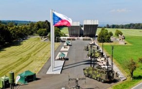 Nástup k 30 letům působení 53. pluku v Opavě | Hrabyně 2023